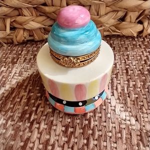 COPY - Ceramic Keepsave Box